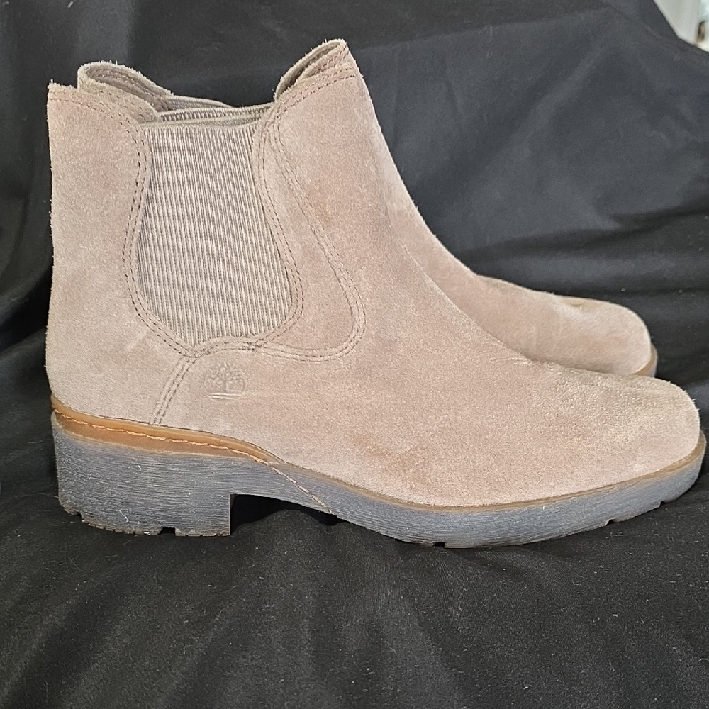 Timberland Women's Beige Suede Ankle Boots
